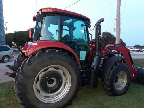 CaseIH Farmall 120C CaseIH Farmall 120C