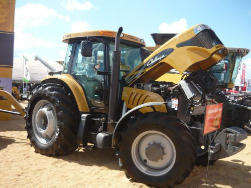 Challenger MT545B Challenger MT545B