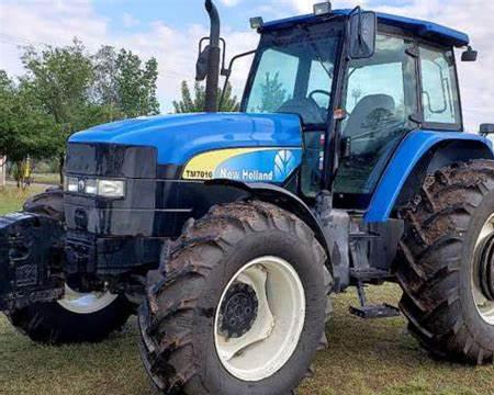Ford-New Holland 7010 Ford-New Holland 7010