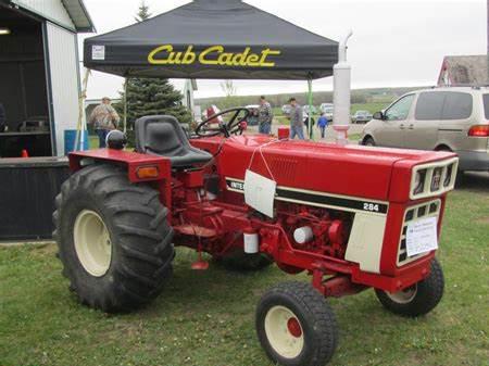 International Harvester 284 International Harvester 284