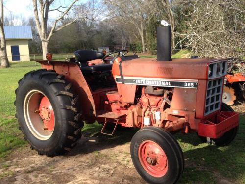 International Harvester 385 International Harvester 385