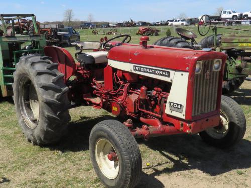 International Harvester 504 International Harvester 504