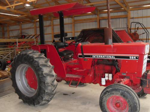 International Harvester 584 International Harvester 584