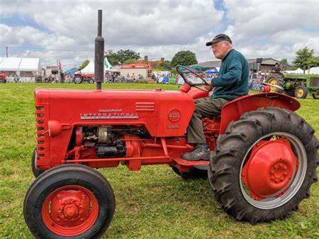 International Harvester B-250 International Harvester B-250