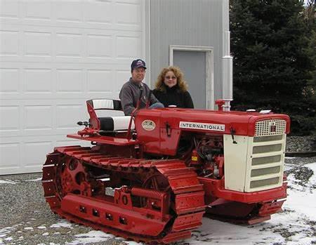 International Harvester T-4 International Harvester T-4