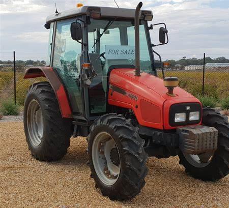 Massey Ferguson 4225 Massey Ferguson 4225