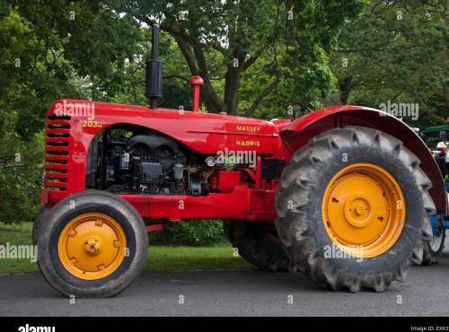 Massey-Harris 203 Massey-Harris 203