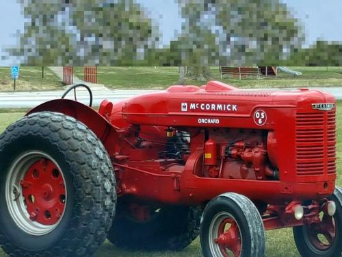 McCormick-Deering OS-6 McCormick-Deering OS-6