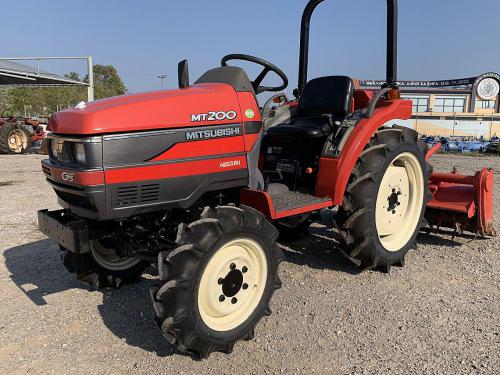 Mitsubishi MT200 Mitsubishi MT200