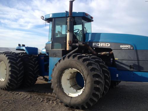 New Holland 9880 New Holland 9880