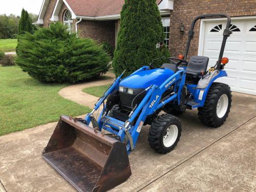 New Holland TC18 New Holland TC18