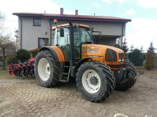 Renault Ares 825 Renault Ares 825
