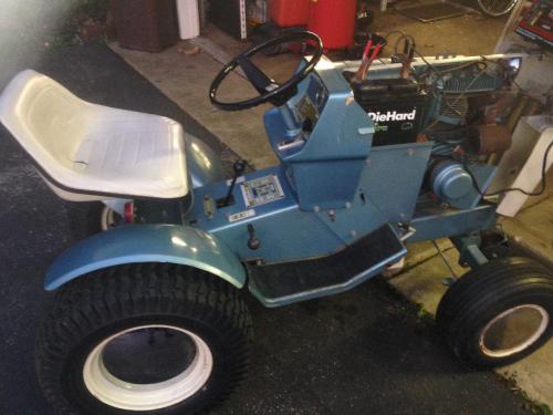 Sears lawn tractors Super 14 Sears lawn tractors Super 14
