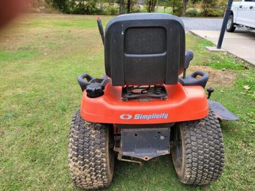 Simplicity lawn tractors Conquest 18H Simplicity lawn tractors Conquest 18H