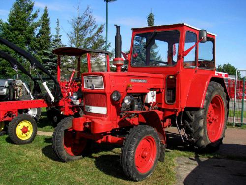 UTB/Universal 650 UTB/Universal 650